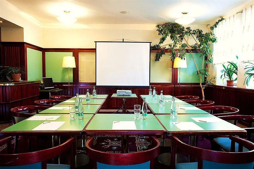 Hotel U Divadla - Czech Leading Hotels Prague