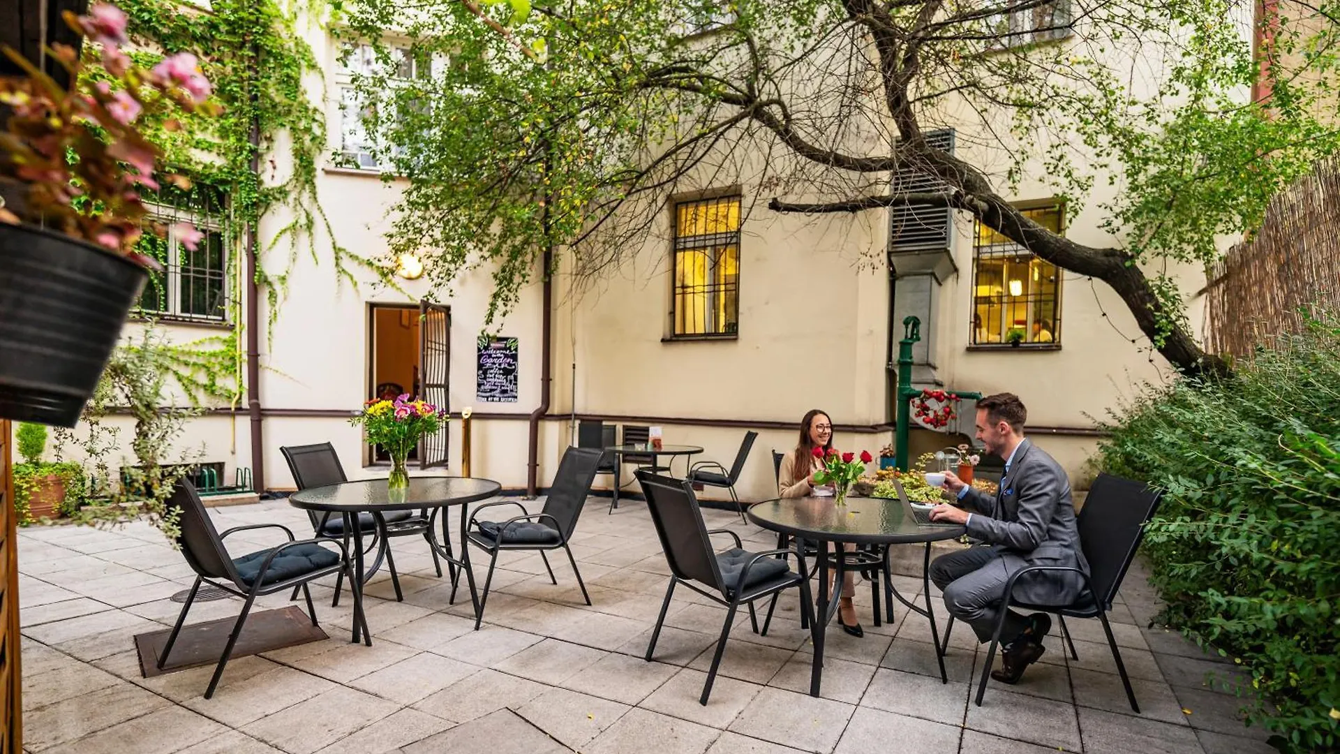 פראג Hotel U Divadla - Czech Leading Hotels צ'כיה