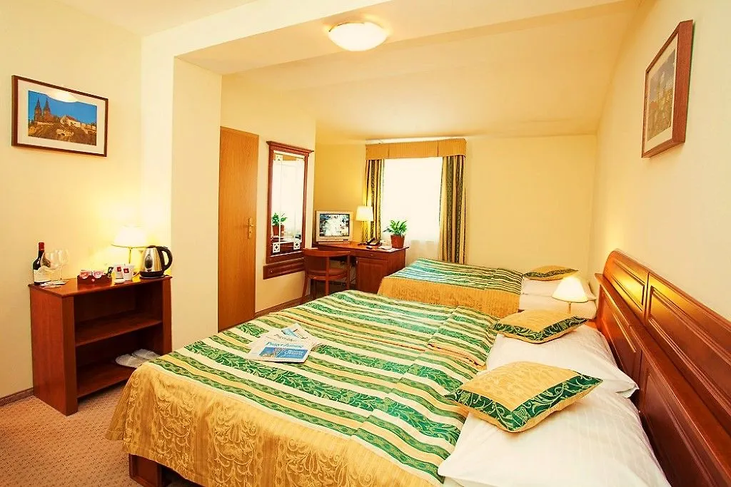 Hotel U Divadla - Czech Leading Hotels Prága