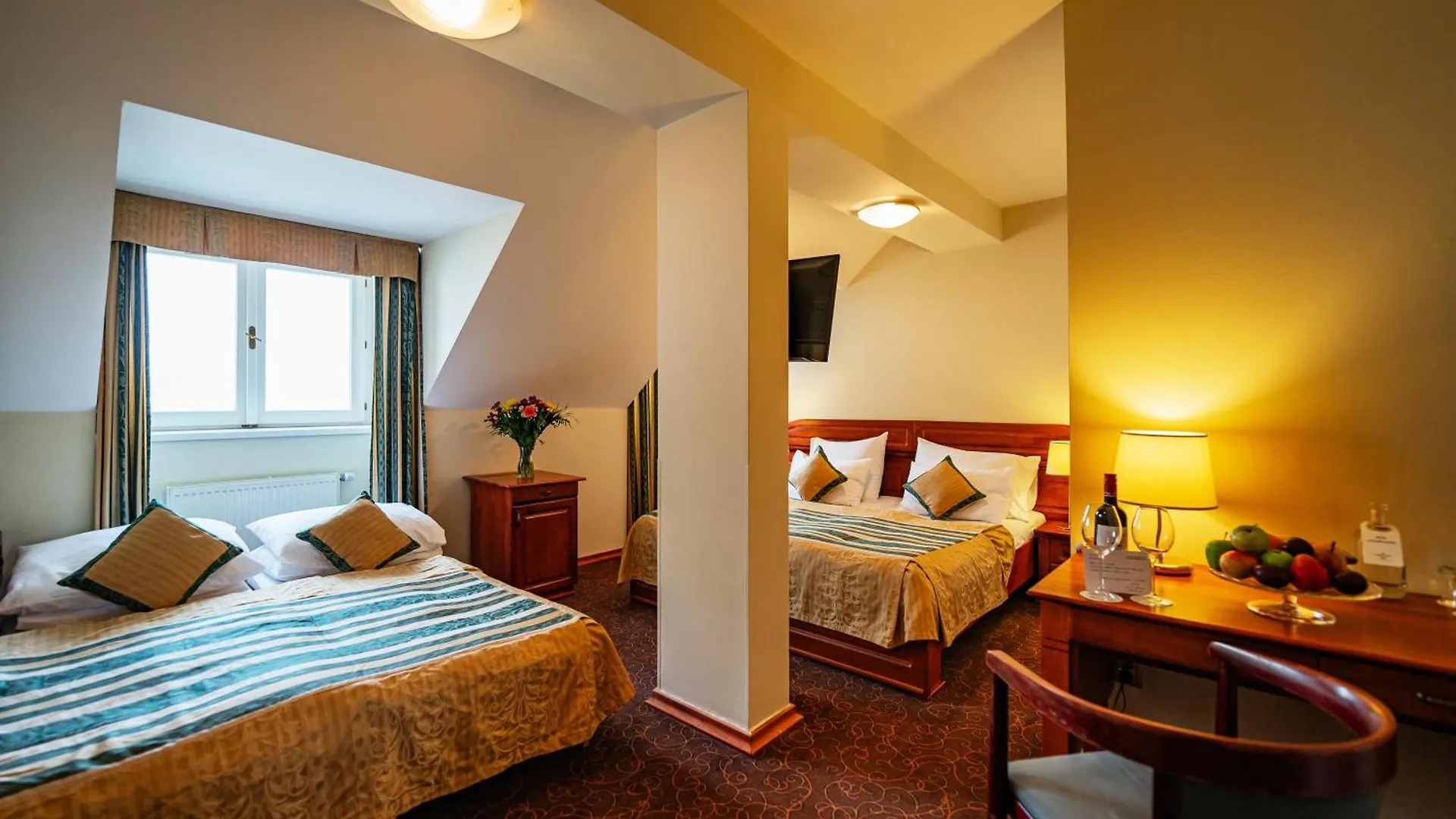Hotel U Divadla - Czech Leading Hotels Prag 4*,  Tjekkiet
