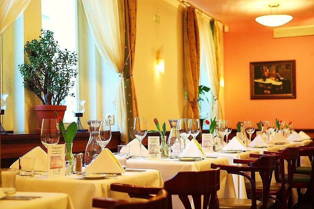 Hotel U Divadla - Czech Leading Hotels Prag